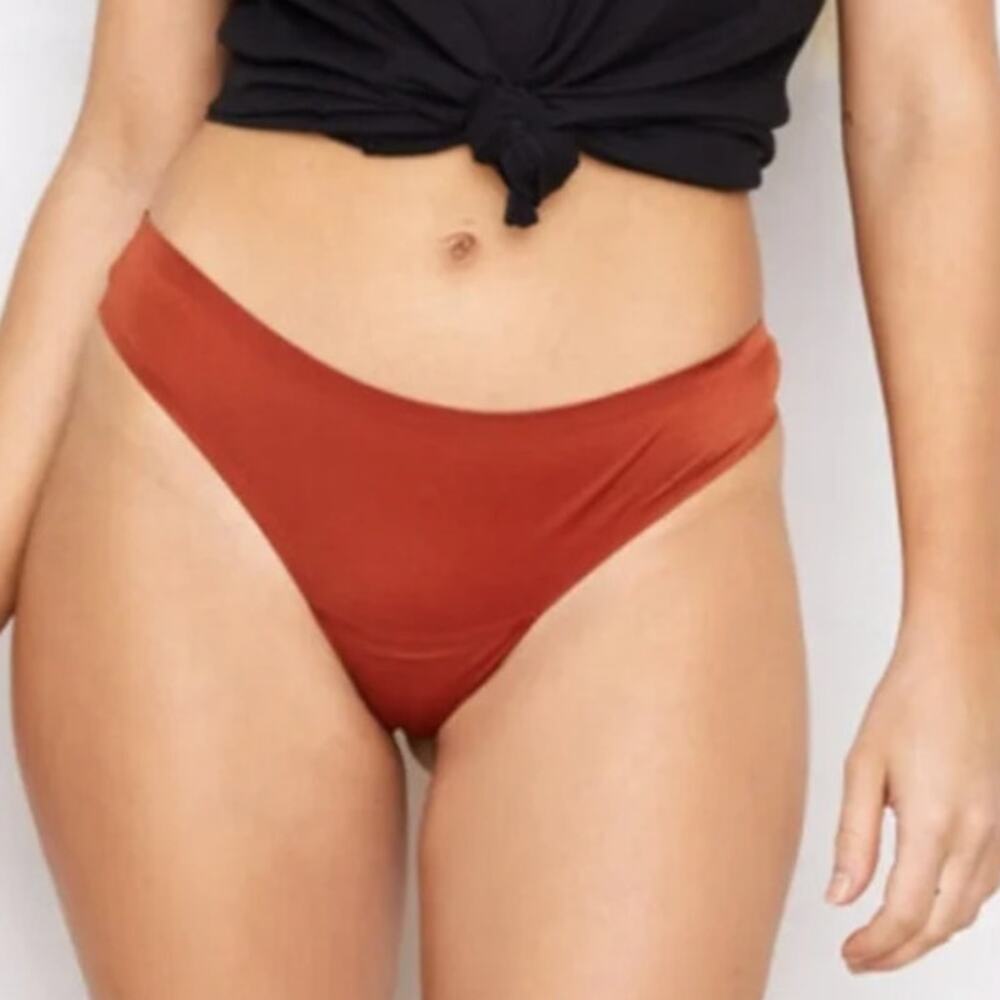 We are HAH | Free People High End Seamless Thong Panty in Bronze, XS